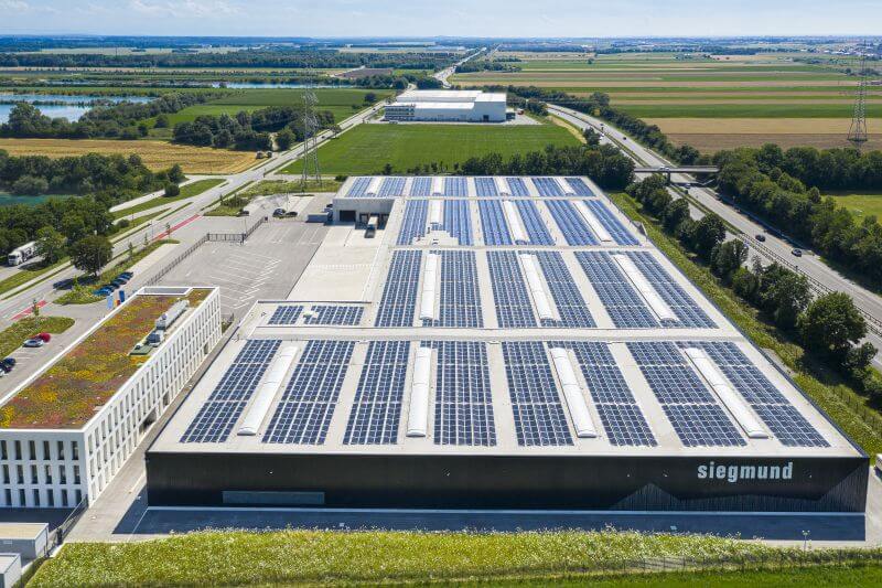 Solar auf Gewerbeanlage - Ausbildung zum Elektriker bei der ÖKÖ-Haus GmbH